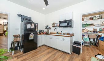 5-7 N CONOCOCHEAGUE St, Williamsport, MD 21795