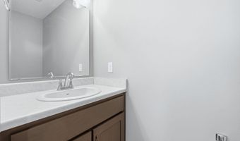 18738 Eisley Cv, Auburn, IN 46706