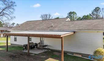 826 Barnes St, Albertville, AL 35950