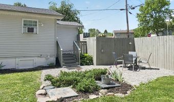 16 Clover Ln, Alloway, NJ 07418