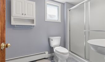 250 Whipple Ave, Burrillville, RI 02858