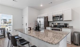 981 Ventnor Ave, Bentonville, AR 72713