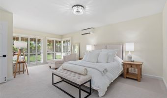 1016 Laukupu Way, Honolulu, HI 96825