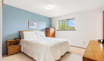 3303 Oregon Pl, Bellingham, WA 98226