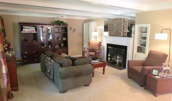 1006 Falkirk Rd, Alma, MI 48801