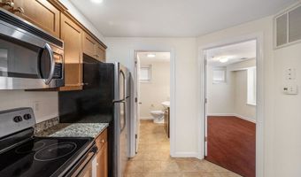 154 Bedford St, Abington, MA 02351
