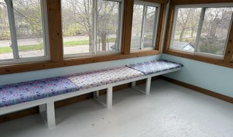 1222 E Porter St, Albion, MI 49224