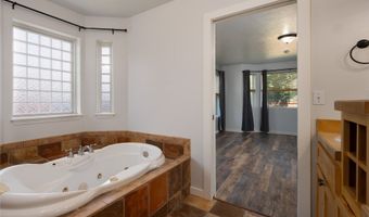 102 Potter Ln, Belgrade, MT 59714