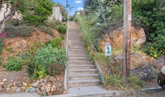 4304 CANTERBURY Dr, La Mesa, CA 91941