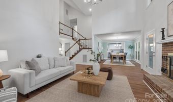 5206 Dunrobin Ln, Charlotte, NC 28226