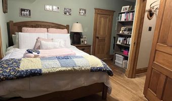 301 A Ave E, Albia, IA 52531