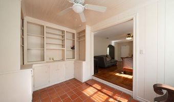128 E Elmview Pl, Alamo Heights, TX 78209