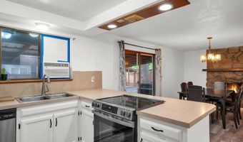 25191 BERRY Ln, Veneta, OR 97487