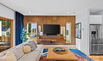 2553 Elkwood Cir, Charlotte, NC 28205