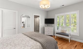 204 Wickford Ct 31, North Kingstown, RI 02852