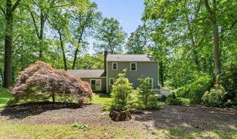 33 Ridgedale Rd, Bethel, CT 06801