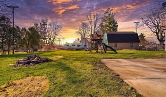 13895 Church Rd, Allenton, MI 48002