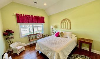 20 Great Hill Dr 20, Bethel, CT 06801