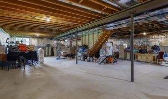 2100 Shane Ct, Addison Twp., MI 48370