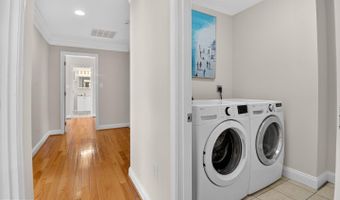 5907 CONWAY Rd, Bethesda, MD 20817