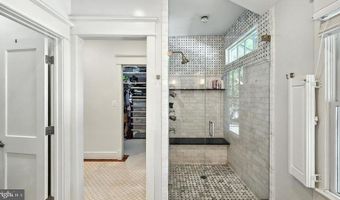 416 E ALEXANDRIA Ave, Alexandria, VA 22301