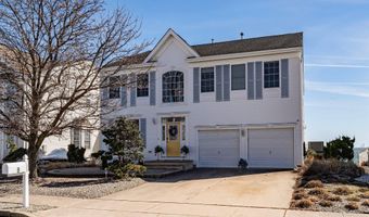 8 Jibsail Dr, Bayville, NJ 08721
