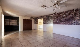 725 E MANOR Dr, Casa Grande, AZ 85122