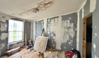 461 John St, Asbury, MO 64832