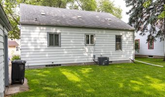 2114 N RICHMOND St, Appleton, WI 54911