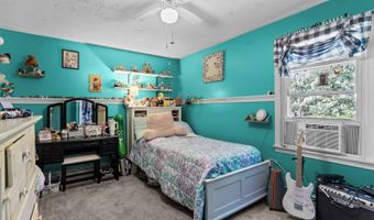 59 Belvedere Dr, Bristol, RI 02809