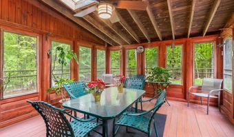9 Candlewood Dr, Amherst, NH 03031