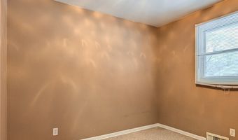 2660 Conrad Ave, Akron, OH 44314