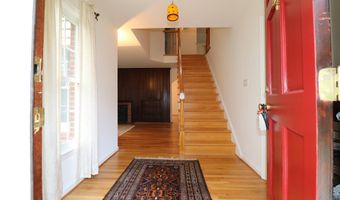 6113 DUNLEER Ct, Bethesda, MD 20817