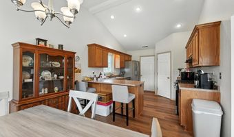 1410 S Duesenberg Dr, Auburn, IN 46706