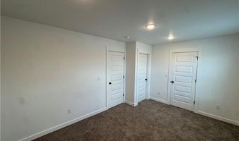 910 Massachusetts Ave, Bentonville, AR 72713