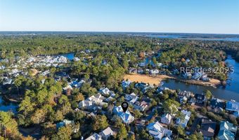 8 Crossbow Rd, Bluffton, SC 29910