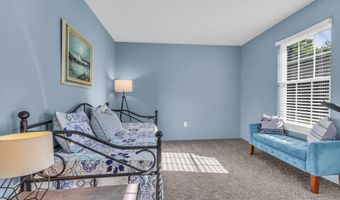 82 Cliffwood Ave W 53, Aberdeen, NJ 07747