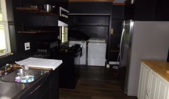 120 Wickham St, Alderson, WV 24910