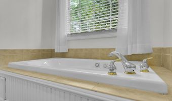 23 Little Creek Rd, Beaufort, SC 29907