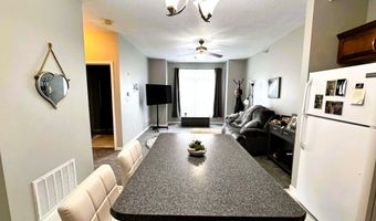 4510 Twain Cir 102, Ames, IA 50014
