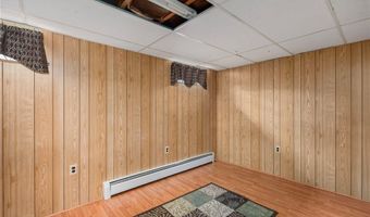 141 Peckham Rd, Little Compton, RI 02837