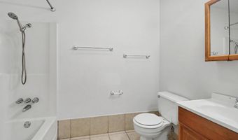 645 Union St, Bay St. Louis, MS 39520