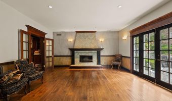 1561 Lookout Dr, Agoura Hills, CA 91301