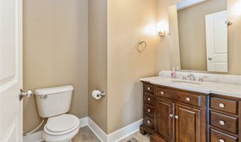 1024 NE 49th Ln, Ankeny, IA 50021