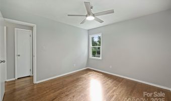 2840 Edsel Pl, Charlotte, NC 28205
