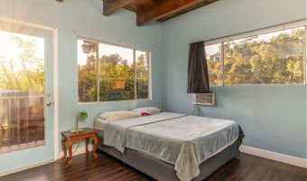 9900 Sunland Blvd, Los Angeles, CA 91040