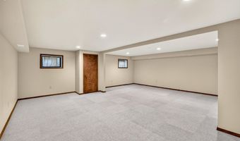 516 Skyline Dr, Cascade, ID 83611