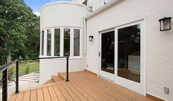 500 36th St NW, Austin, MN 55912