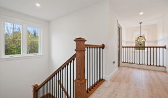 365 Walden Parke Way, Bangor, ME 04401