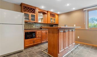 1500 Mc Auliffe Pl NW, Alexandria, MN 56308